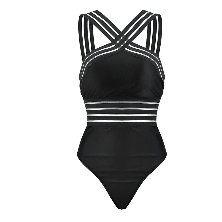 Maillot de bain une pièce noir avec bretelles croisées et détails argentés, porté par une femme souriante au bord d'une piscine.