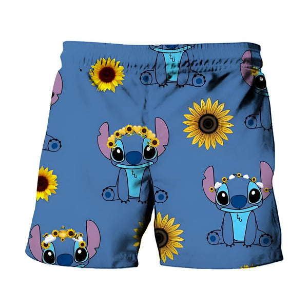 Short de bain bleu avec motifs de Stitch et tournesols. Stitch porte une couronne de tournesols. Vêtement d'été original et coloré.