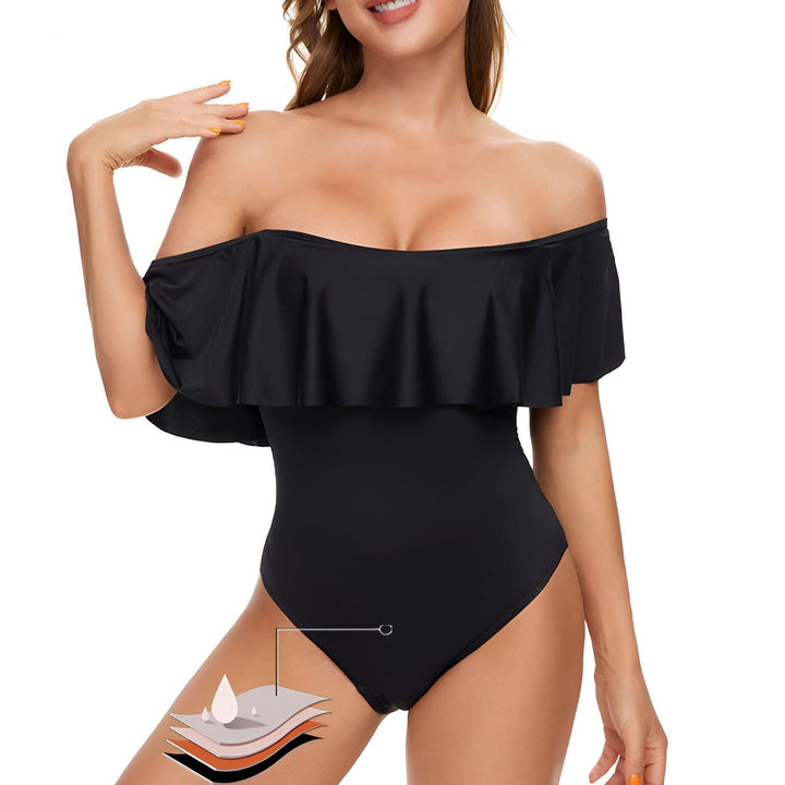 Maillot de bain noir une pièce à épaules dénudées avec volant, idéal pour la plage et la piscine. Look élégant et tendance pour l'été. Conception confortable et flatteuse.
