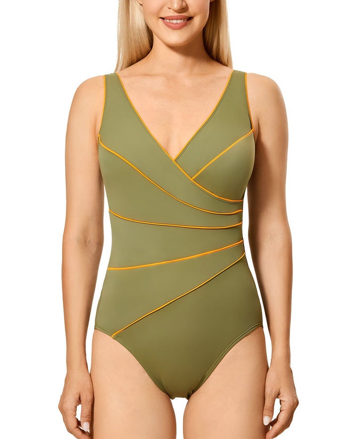 Maillot de bain une pièce noir avec détails blancs, idéal pour la plage et la piscine. Coupe flatteuse et élégante.